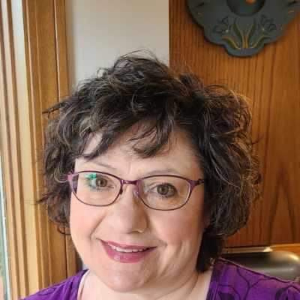 Meet your Posher, Deb
